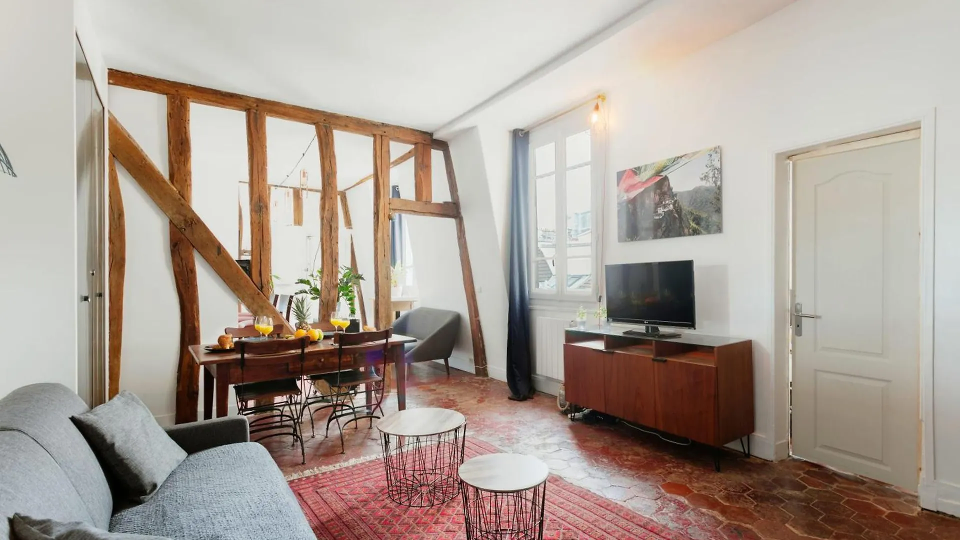 Central Paris 1Br Cozy Apartment 0*,  France